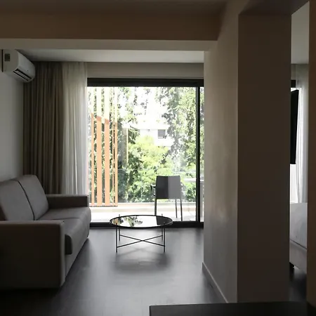 Azur Hotel