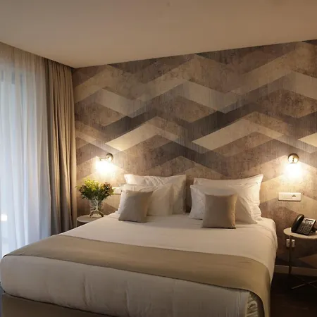 Azur Hotel